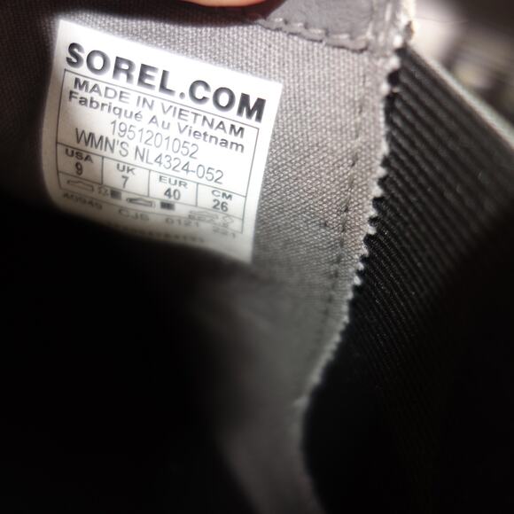 NEW Sorel Women's 9 Emelie II Chelsea Waterproof Boots Quarry Gray Black - Picture 7 of 8